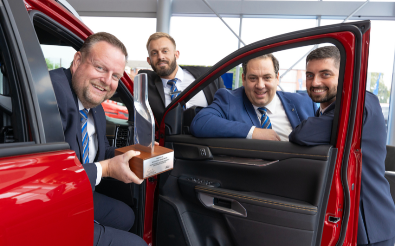 Bristol Street Motors Bolton Ford Receives Coveted Ford President's Award