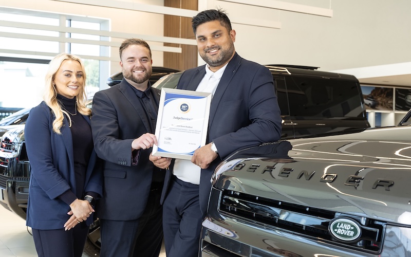 Bradford Land Rover Dealership Amongst Best In UK